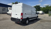 ONLY 60,000km - LIKE NEW INSIDE & OUT - ALL WHEEL DRIVE - Clean Carfax - No Accidents. Pre-Sale Insp... (image 9)