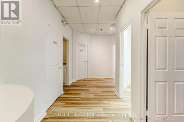 25 - 155 EAST BEAVER CREEK ROAD Richmond Hill (Beaver Creek Busi in Commercial & Office Space for Sale in Markham / York Region - Image 25