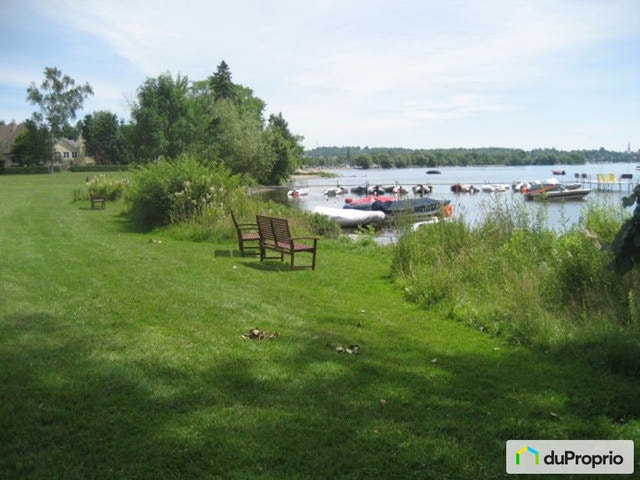 $1,050,000 - 2 Storey for sale in Magog — photo 1