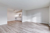 Amenities: Quiet Building • Air Conditioning • Heat & Water Included Suite & Building: Spacious bach... (image 8)