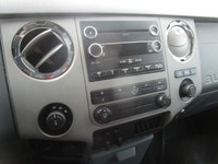 2016 Ford F-350 Découvrez votre prochain partenaire d'aventure! Ce superbe Ford F-350 noir de 2016 n... (image 9)