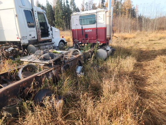 2007  WESTERN STAR 4900 SFA in Heavy Equipment Parts & Accessories in Edmonton - Image 2