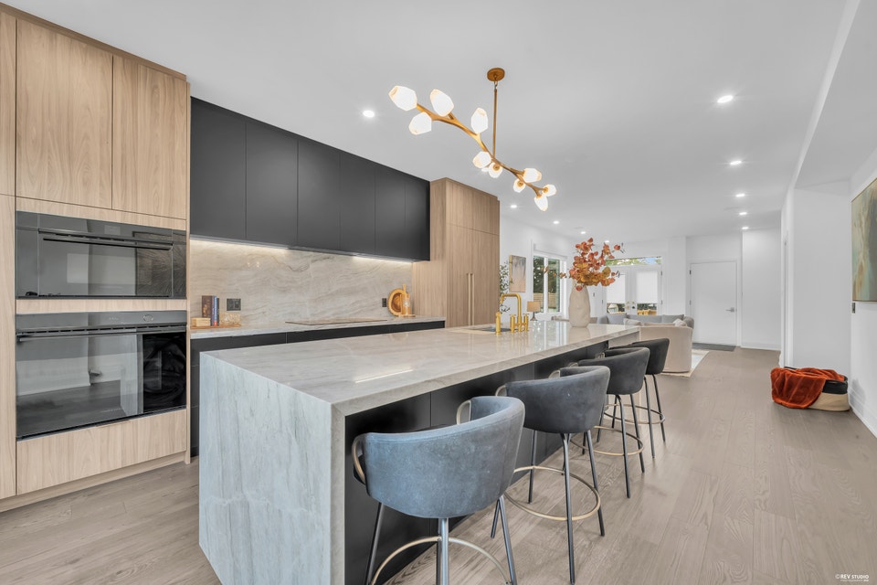 Luxury 4-Bedroom Detached Home in Ajax | Custom Built, photo 4 of 8