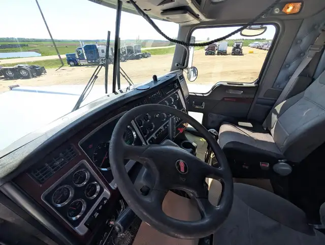 2008 KENWORTH W900L in Heavy Trucks in City of Montréal - Image 17