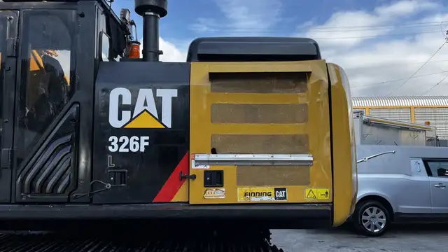 2018 Caterpillar 326F L Excavator in Heavy Trucks in Edmonton - Image 13