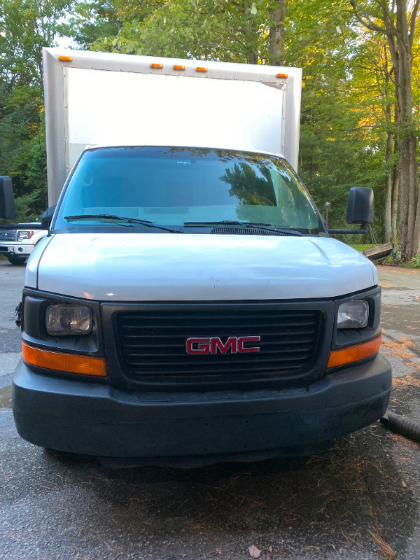 À vendre / For sale : GMC Savana 16 ‘ cube dans Autos et camions  à Ouest de l’Île - Image 3