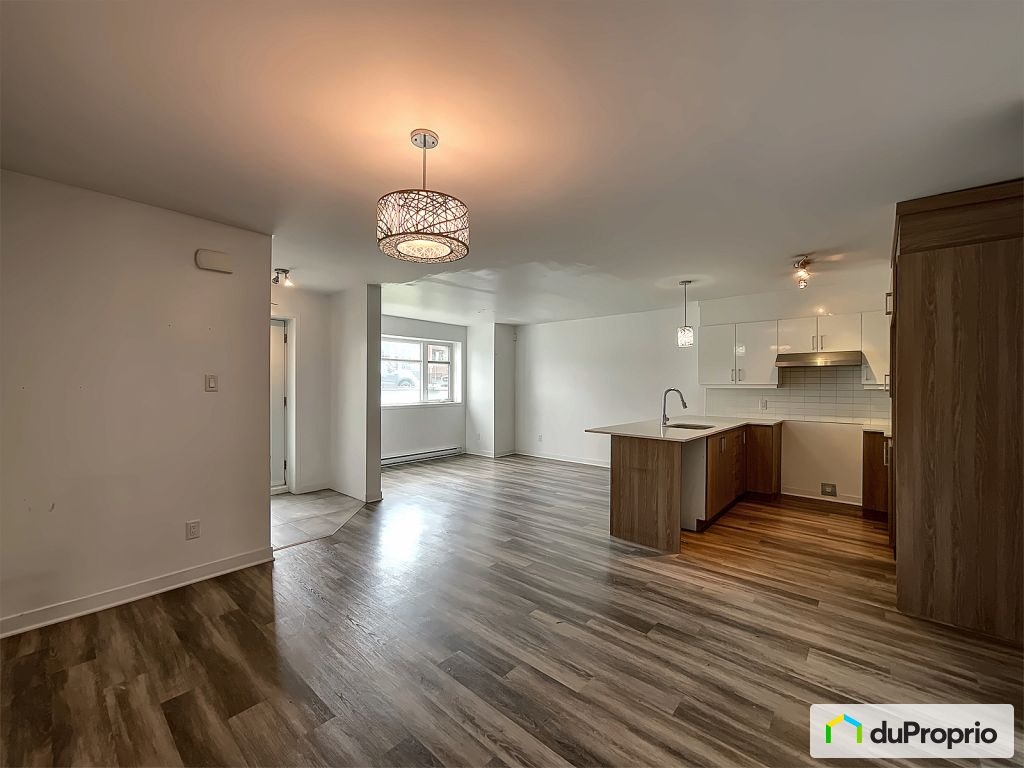 $1,350,000 - Triplex for sale in Ste-Rose — photo 3