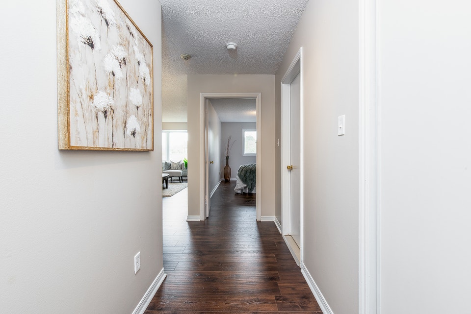 2 BEDROOMS APTS FOR RENT IN ORANGEVILLE! 3