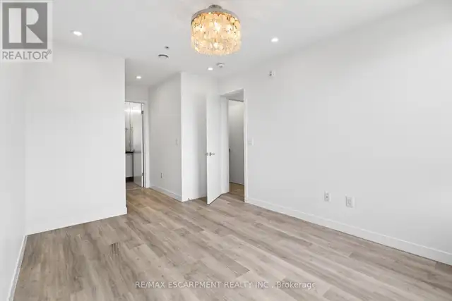 506 - 479 CHARLTON AVENUE Hamilton (Stinson), Ontario in Condos for Sale in Oakville / Halton Region - Image 28