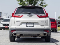 Discover refined comfort and confident capability with the 2017 Honda CR-V Touring AWD. Finished in... (image 5)