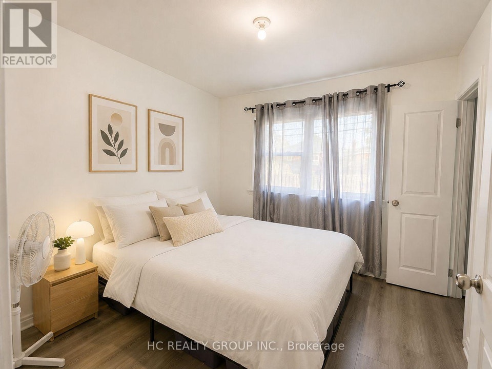 MAIN - 14 NERO COURT Toronto (Eglinton East), Ontario 5