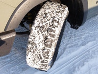 At Renfrew Chrysler you will get the Best Service, the Best Deal and the Best Financing Rates. That... (image 1)