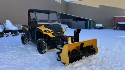 Powerful 420CC engine – handles deep, heavy snow with ease 60” clearing width – ideal for large driv...