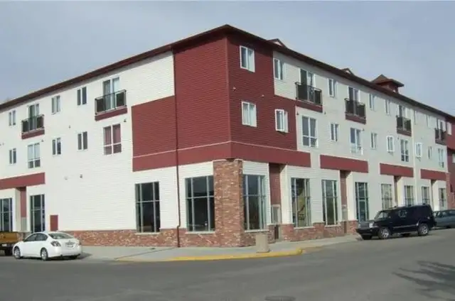 Gorgeous One Bedroom Condo Available Immediately