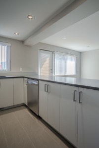 Akelius two bedroom apartment for rent. Located near Sherbrooke & Drummond in the Downtown - McGill... (image 2)