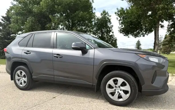 2022 Toyota RAV4 LE AWD *ONE OWNER - CARPLAY- WARRANTY INCLUDED*