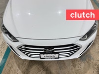 NO ACCIDENTS / CLEAN CARFAX / 1 OWNER / Front Heated Seats, Folding Rear Seats, Climate Control and... (image 9)