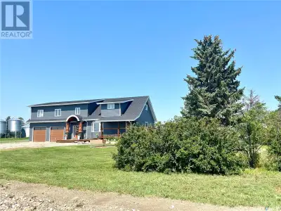 Welcome to Howe Acres showcasing stunning renovations and creative use of old and new! This large fa...