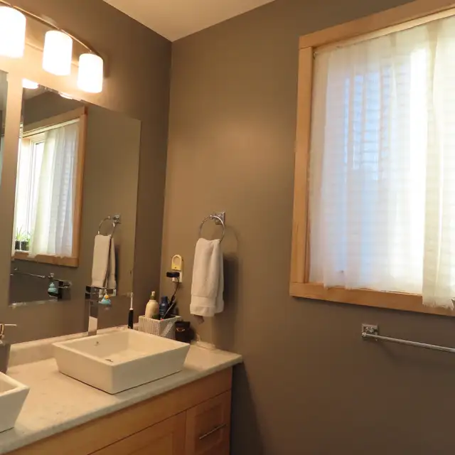 Whistle Bend | END Unit |3 Beds, 2.5 Baths in Long Term Rentals in Whitehorse - Image 9