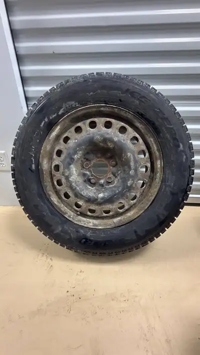 4 Tires with rims Bolt pattern 5x115 Centerbore 67.1 Size: 225/65 R17 Winter Tires Pirelli Ice Zero...