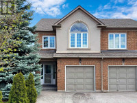 15 ROCKVIEW GDNS Vaughan, Ontario