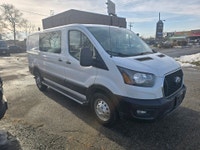 Perfect Auto CLEAN CARFAX - BUMPER TO BUMPER FACTORY WARRANTY - 3.5 L GAS - AWD - DIVIDER - BACK UP... (image 5)