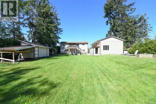 1804 Little River Rd Comox, British Columbia in Houses for Sale in Comox / Courtenay / Cumberland - Image 8