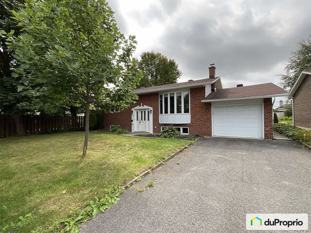 $689,000 - Bungalow for sale in Boucherville — photo 1