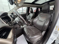 This vehicle is equipped with: 3.2L 6 cylinder engine Automatic 9 Speed Transmission Panoramic roof... (image 8)