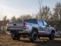 CARGET AUTOMOTIVE is thrilled to offer this 2021 Toyota Tacoma Double Cab, a rugged midsize pickup o... (image 7)