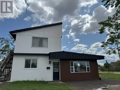 B, 9513 108 Avenue Grande Prairie, Alberta