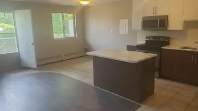 1 Humber Court  - 2 Bedroom Deluxe for Rent in Sudbury