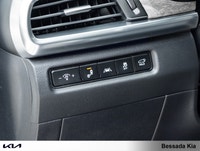 ... Engine: V6 Cylinder Engine 3.8L L/100Km City: 12.7 L/100Km Hwy: 9.7 Safety Equipment ABS And Dri... (image 8)