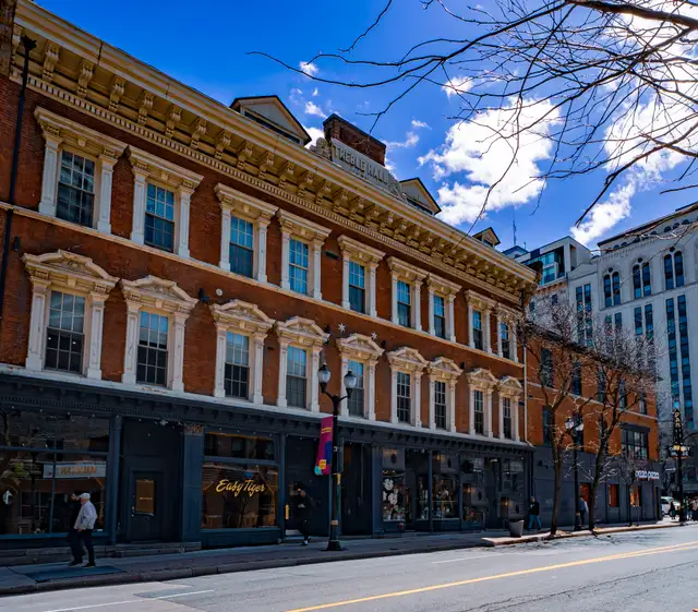 Unit 402- 2 Bed 1 Bath Apartment at 85 King Street E62854405093506121
