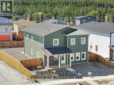 CLICK the VIDEO reel & take a TOUR today! Quality throughout this 2-storey Whitewater Homes build wi...