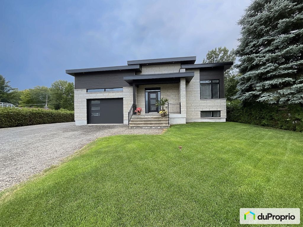 $985,000 - Bungalow for sale in Terrebonne (Terrebonne) — photo 2
