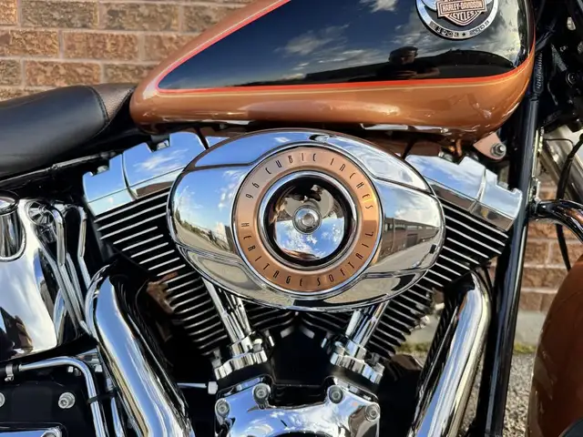 2008 Harley-Davidson Heritage Softail Classic **105th ANNIVERSAR in Street, Cruisers & Choppers in Markham / York Region - Image 11