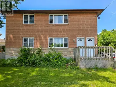 ATTENTION INVESTORS! Duplex in a Prime Location! An incredible investment opportunity in a sought-af...