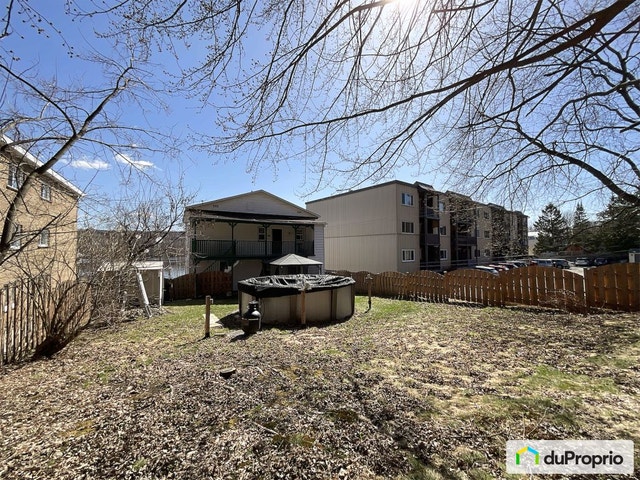 $515,000 - Duplex for sale in Sherbrooke (Jacques-Cartier) — photo 2
