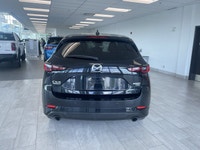 ===== Key Features ===== * 47,860 km * No Reported Accidents * BC-Owned * Signature Trim * All-Wheel... (image 3)