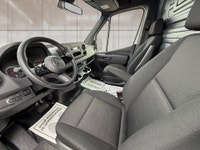 2025 Mercedes-Benz Sprinter 2500 Professional, capable, and built to meet the demands of serious com... (image 9)