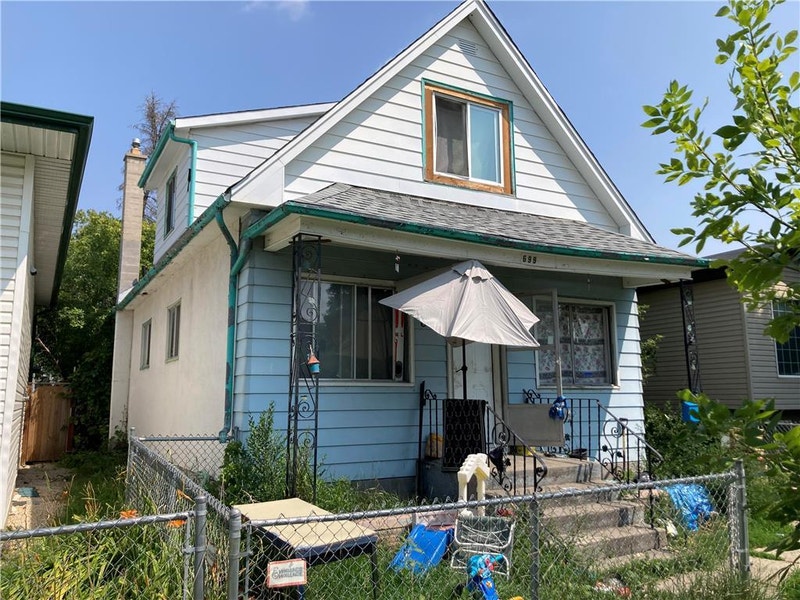 699 Pritchard Avenue Winnipeg, Manitoba Houses for Sale Winnipeg