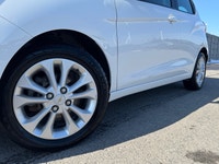 Aluminum Wheels, Cruise Control, Apple CarPlay, Android Auto, Remote Keyless Entry! This 2022 Chevro... (image 6)