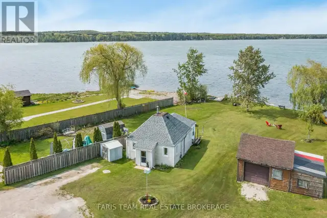 5632 PENETANGUISHENE ROAD Springwater (Elmvale), Ontario in Houses for Sale in Oakville / Halton Region - Image 4