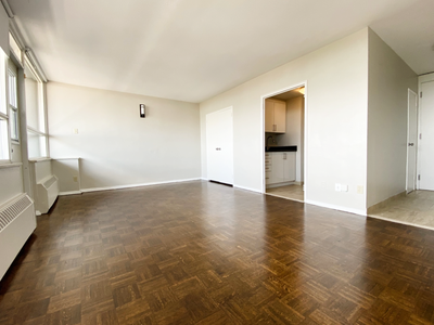 Bachelors, 1 Bath, Air-Conditioned, Recently Renovated Kitchen with Stainless Steel Appliances, Amaz...