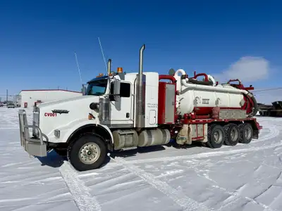2009 Kenworth T800 8x6 Combo Vac Truck Hours showing are the hours since rebuild Comes with a Cummin...