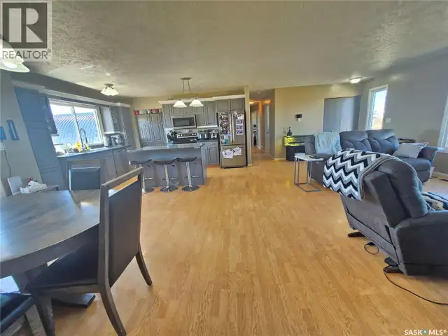 Highway 13 Acreage near Glasnevin Key West Rm No. 70, Saskatchew in Houses for Sale in Regina - Image 4