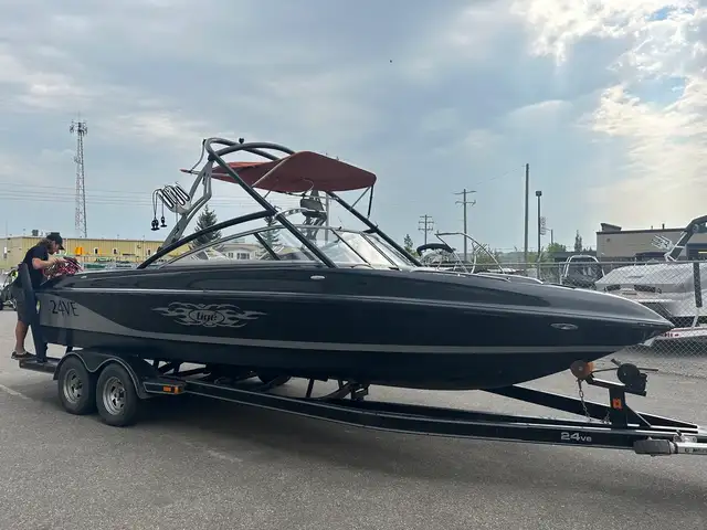 2006 Tige Boats TIGE 24EV SURF BOAT 241 Hours FINANCING AVAILABL in Powerboats & Motorboats in Calgary - Image 24