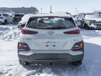 *Blind Spot Detection, Heated Steering Wheel, Heated Seats, Aluminum Wheels, Remote Keyless Entry!*... (image 4)