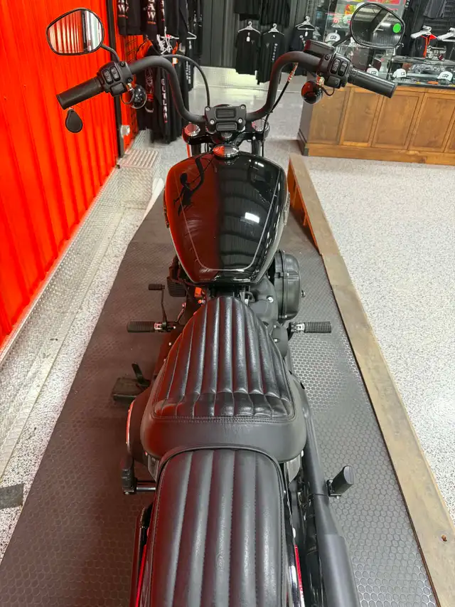 2020 Harley-Davidson Softail 2020 HARLEY DAVIDSON STREET BOB FXB in Street, Cruisers & Choppers in Moncton - Image 5